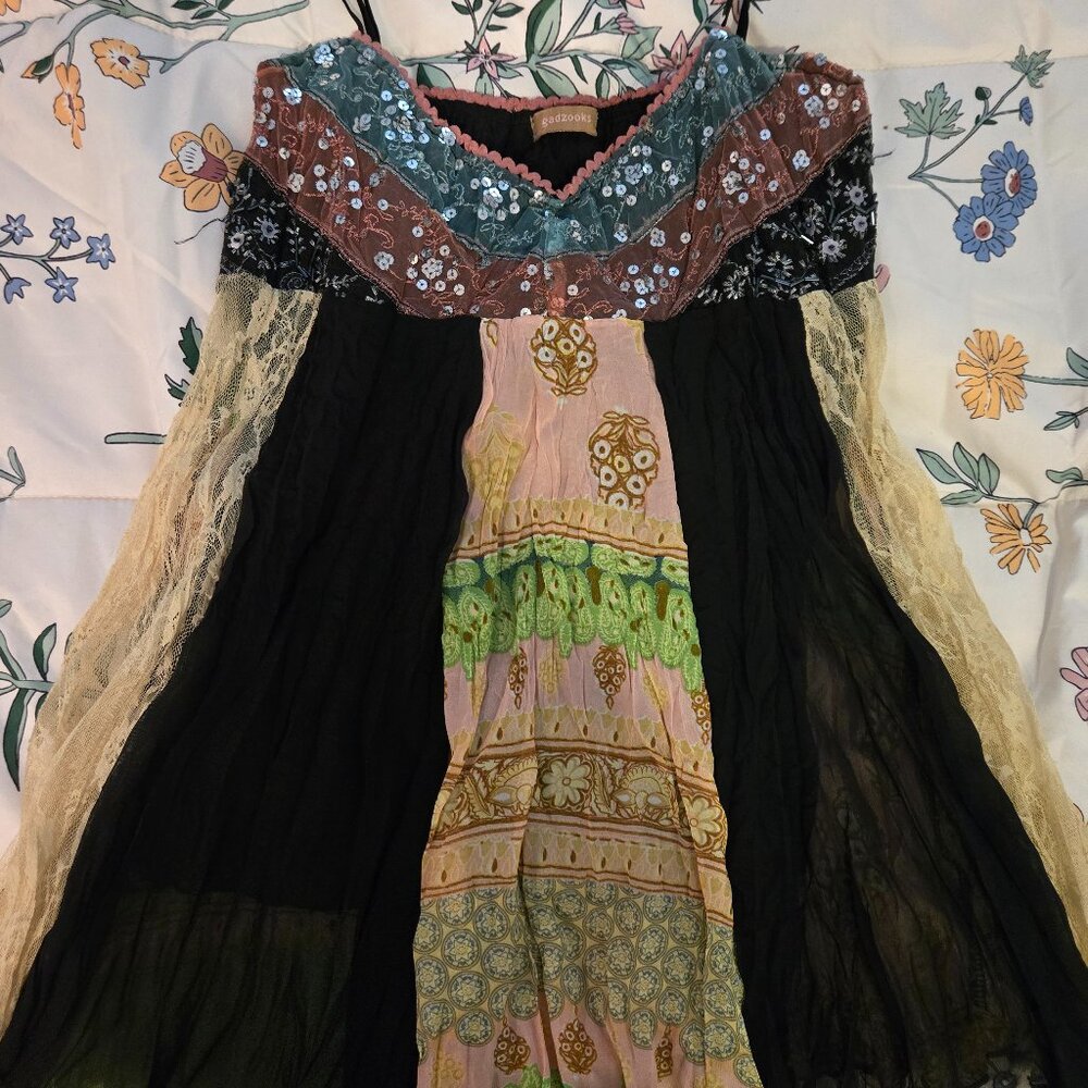 Cute sparkly flowy summer top